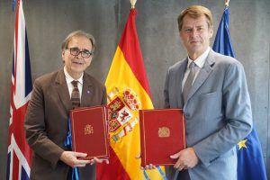 Lee más sobre el artículo Joan Subirats se reúne con el embajador del Reino Unido en España
